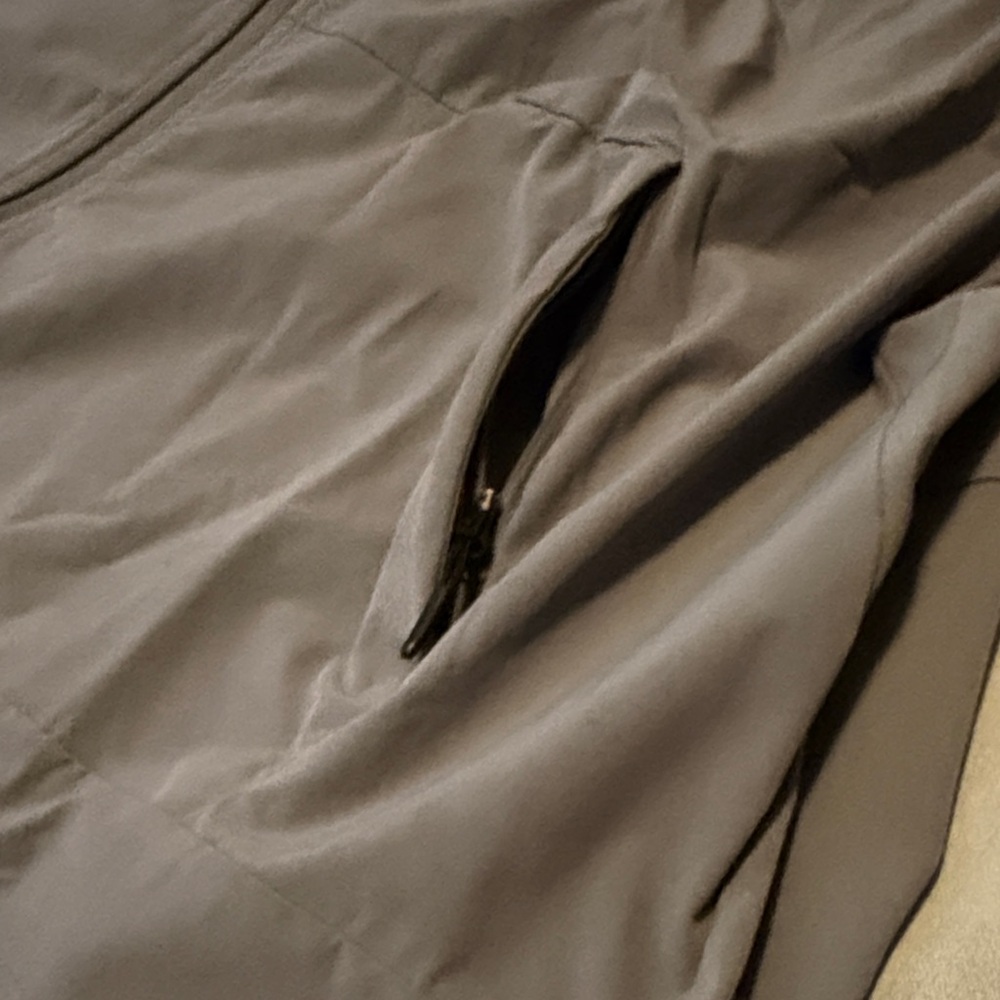 Nike Men's Light Gray Windbreaker Jacket and Pants - Picture 4 of 13